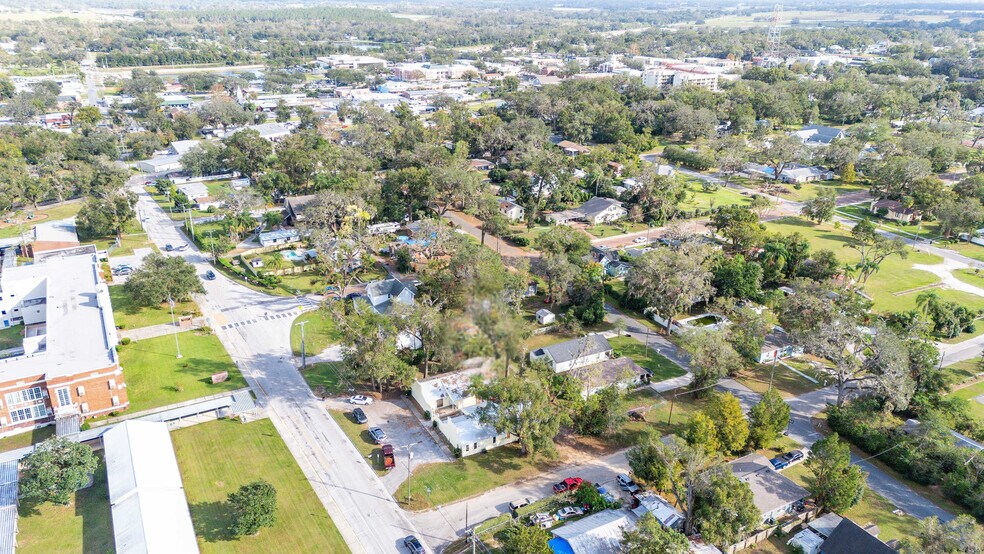 14527 13th St, Dade City, FL à vendre - Photo du bâtiment - Image 2 de 5
