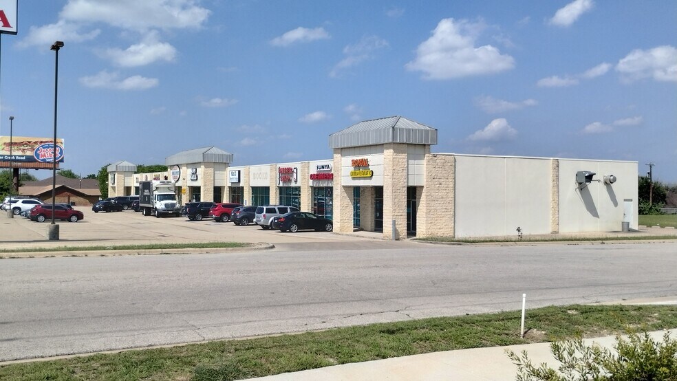 4110 S Clear Creek, Killeen, TX à louer - Photo du bâtiment - Image 3 de 5