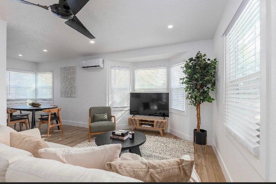 2919 N California St, Stockton, CA for sale - Building Photo - Image 3 of 11