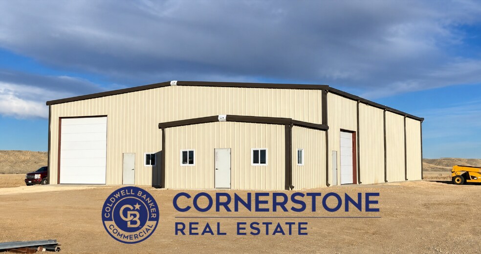 214 Jon St, Glenrock, WY à vendre - Photo du bâtiment - Image 1 de 34
