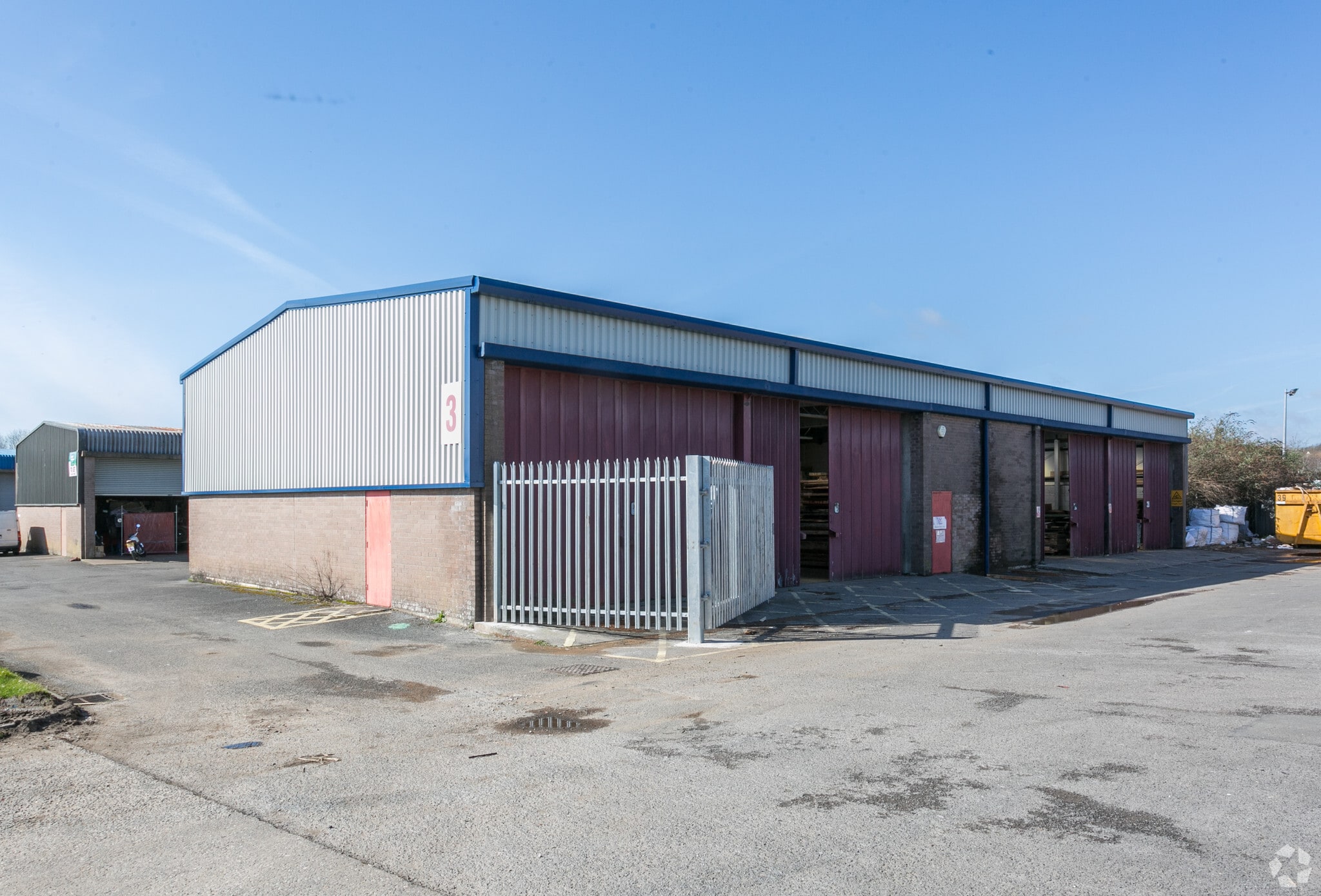 Newlands Ave, Bridgend for lease Primary Photo- Image 1 of 3