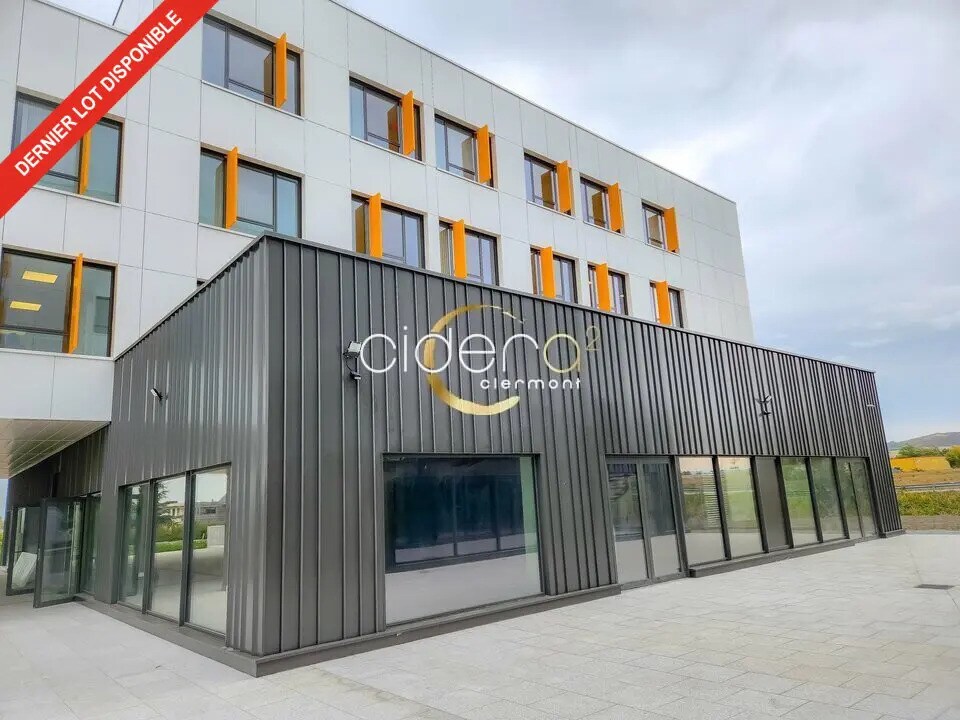 Commerce de détail dans Clermont-Ferrand à vendre Photo du bâtiment- Image 1 de 11