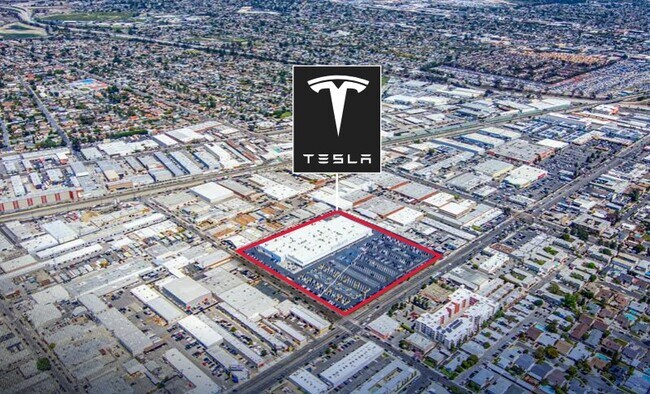 Plus de détails pour 13005 Sherman Way, North Hollywood, CA - Commerce de détail à vendre