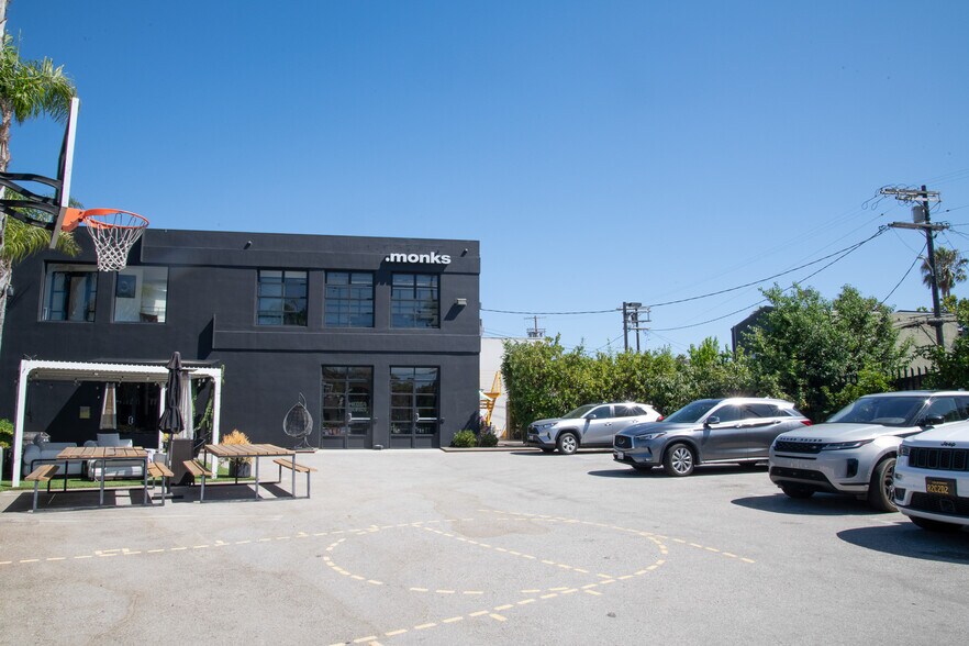 1611 Electric Ave, Venice, CA à louer - Photo du bâtiment - Image 2 de 22