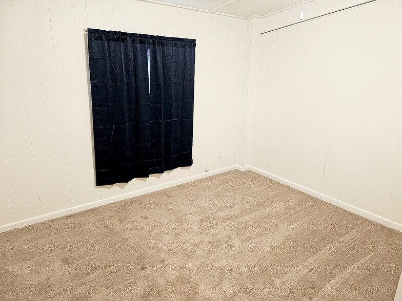 540 S Main St, Galva, KS à vendre - Photo du bâtiment - Image 2 de 24