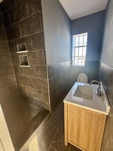 260 Beach 116Th St, Far Rockaway, NY for lease Interior Photo- Image 2 of 2