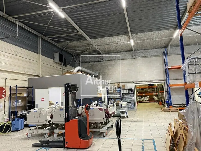 Retail in Villabé for lease - Interior Photo - Image 3 of 3
