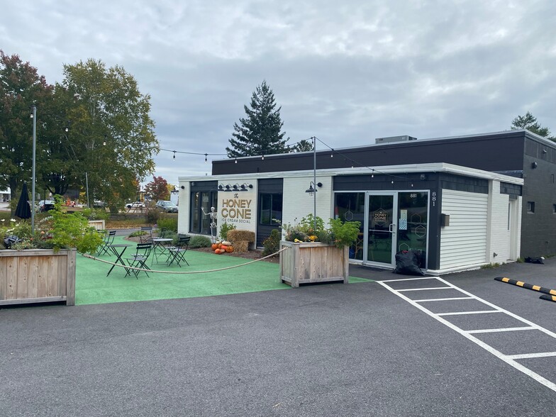 881 US ROUTE 1, Yarmouth, ME for lease - Building Photo - Image 1 of 6