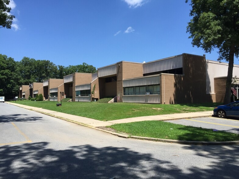 109 Post Office Rd, Waldorf, MD for lease - Building Photo - Image 2 of 11