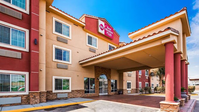 1562 E Main St, Brawley, CA à vendre - Photo du bâtiment - Image 1 de 12