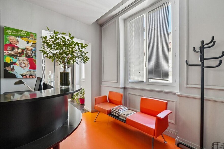 13 Rue Emile Zola, Lyon for sale - Interior Photo - Image 3 of 13