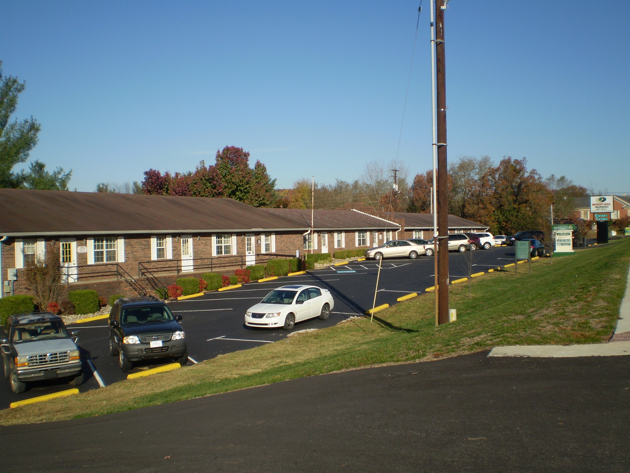 821 Main St, Munfordville, KY for sale Primary Photo- Image 1 of 1