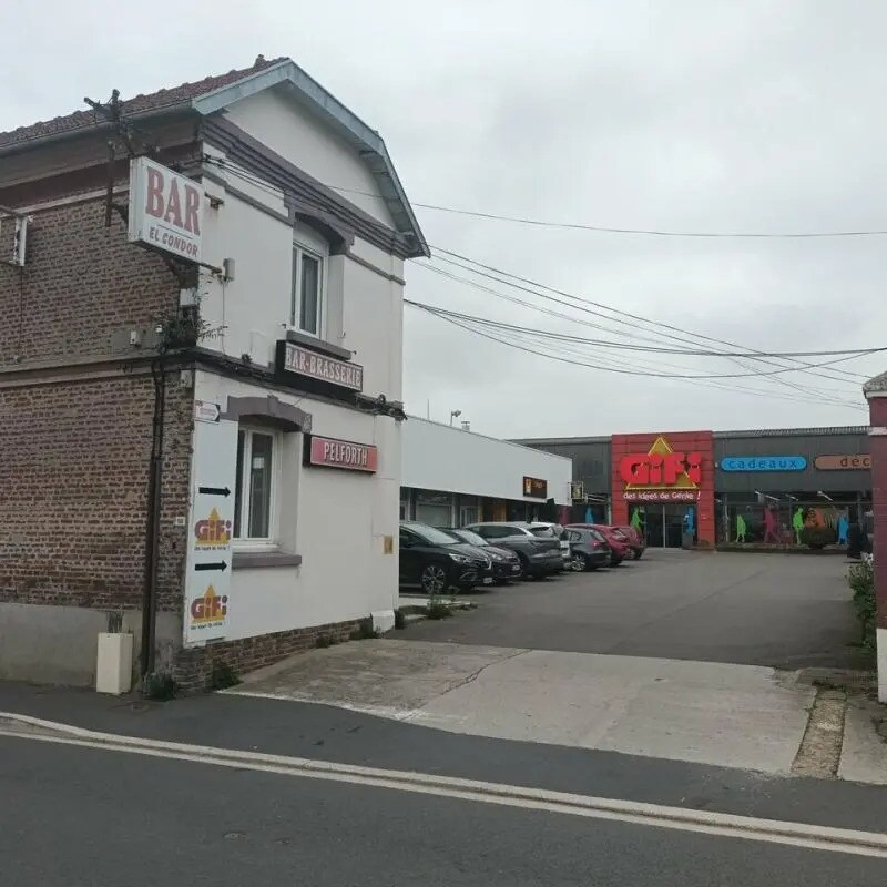 Retail in Friville-Escarbotin for sale Building Photo- Image 1 of 10