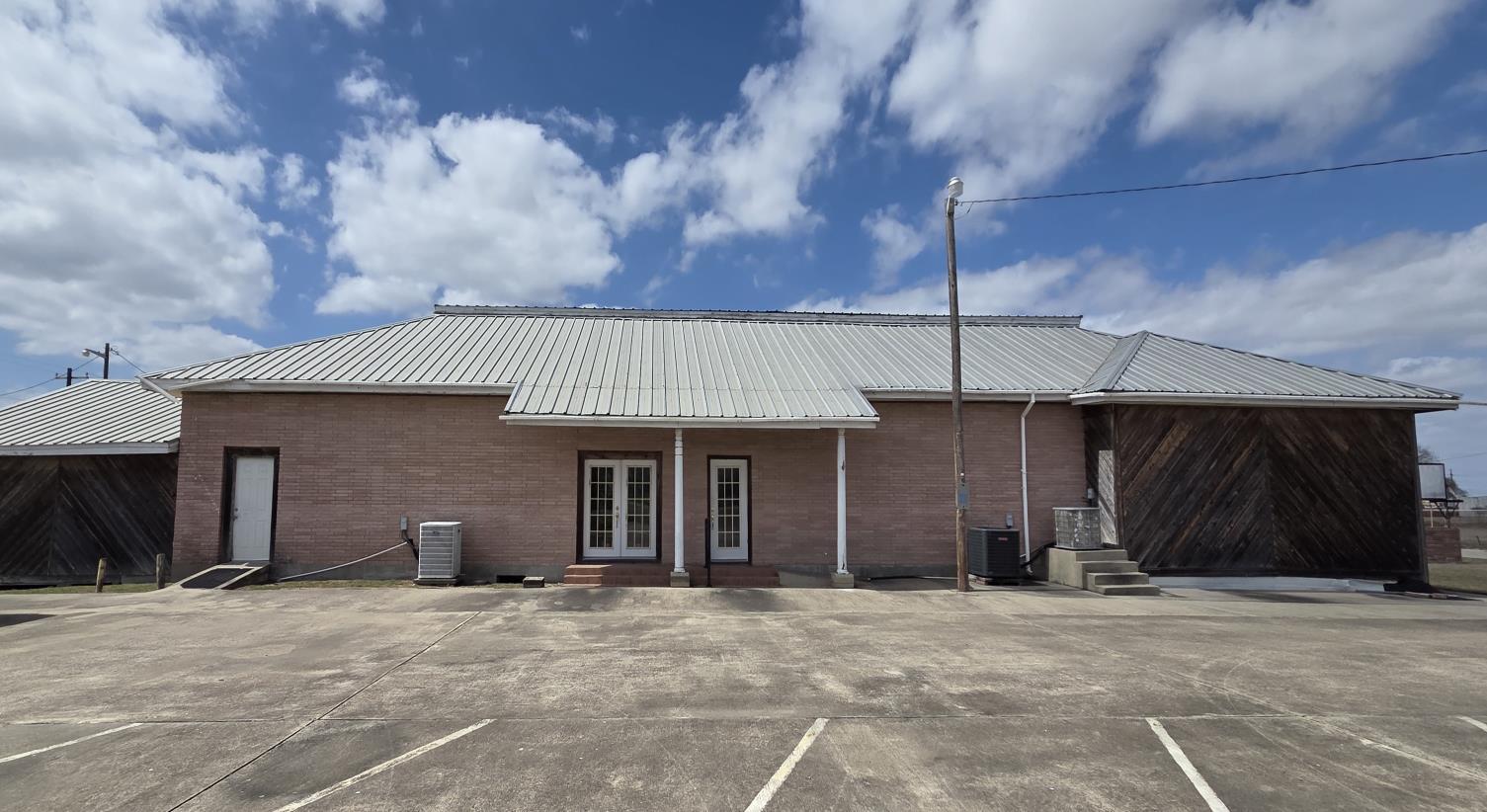 1111 E D Ave, Kingsville, TX for sale Primary Photo- Image 1 of 12