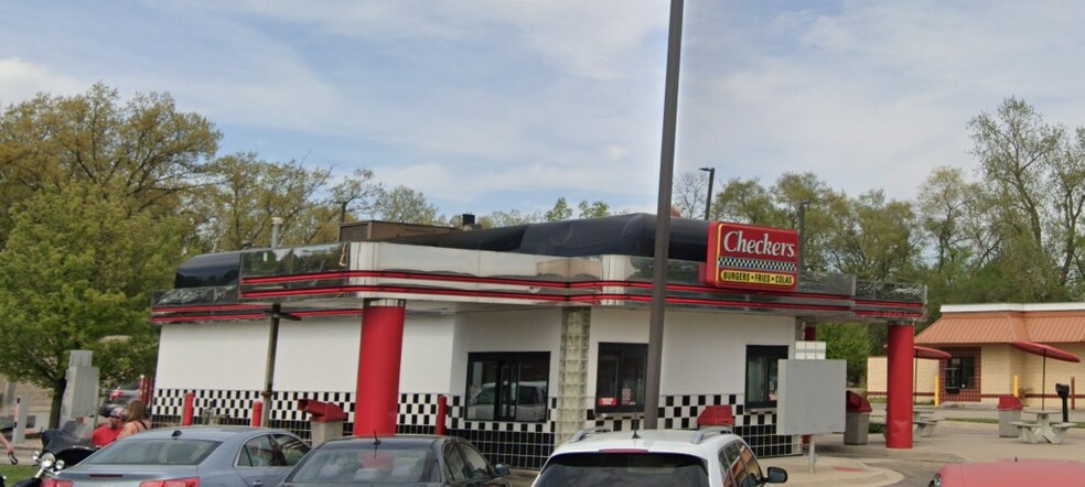 1325 28th St SW, Wyoming, MI à louer - Photo du bâtiment - Image 2 de 3