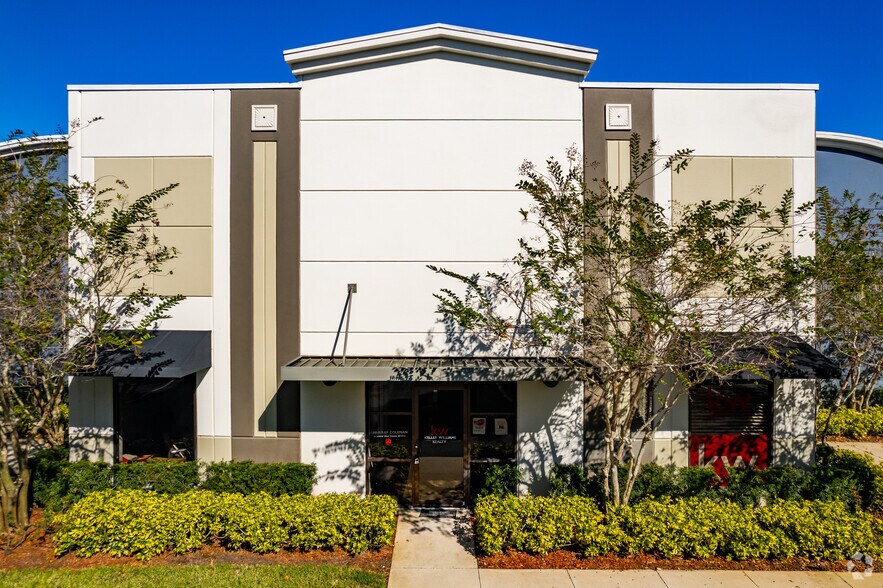 8600 Commodity Cir, Orlando, FL à louer - Photo du bâtiment - Image 2 de 9