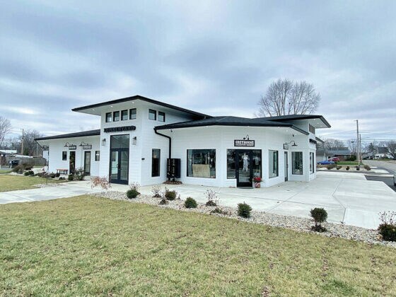 200 S Pendleton Ave, Pendleton, IN à louer Photo du bâtiment- Image 1 de 11