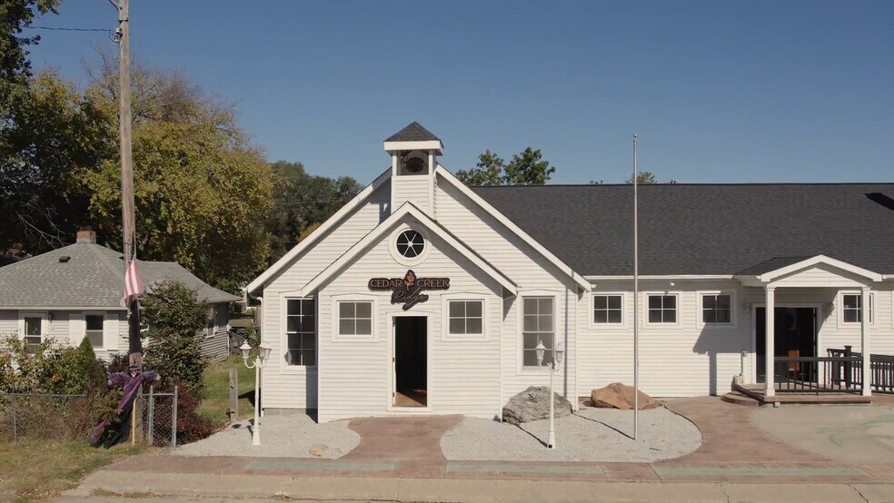 109 E B St, Cedar Creek, NE à vendre - Vidéo sur l’inscription commerciale - Image 2 de 49