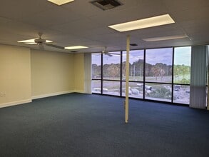 13825 US Highway 19, Hudson, FL for lease Interior Photo- Image 1 of 6