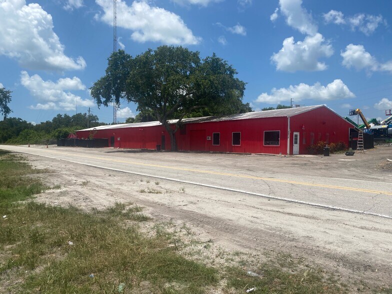 6745 N Old Dixie Hwy, Fort Pierce, FL à louer - Photo du bâtiment - Image 3 de 48