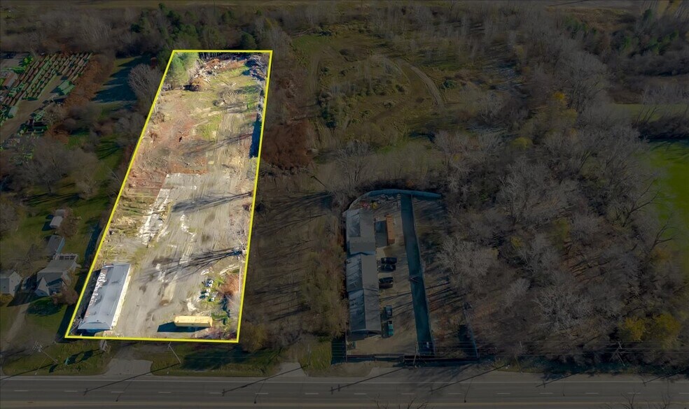 5910 N Dort Hwy, Flint, MI à vendre - Photo du bâtiment - Image 2 de 3