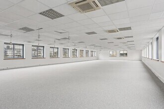 215 Avenue Georges Clemenceau, Nanterre à louer Photo intérieure- Image 2 de 11