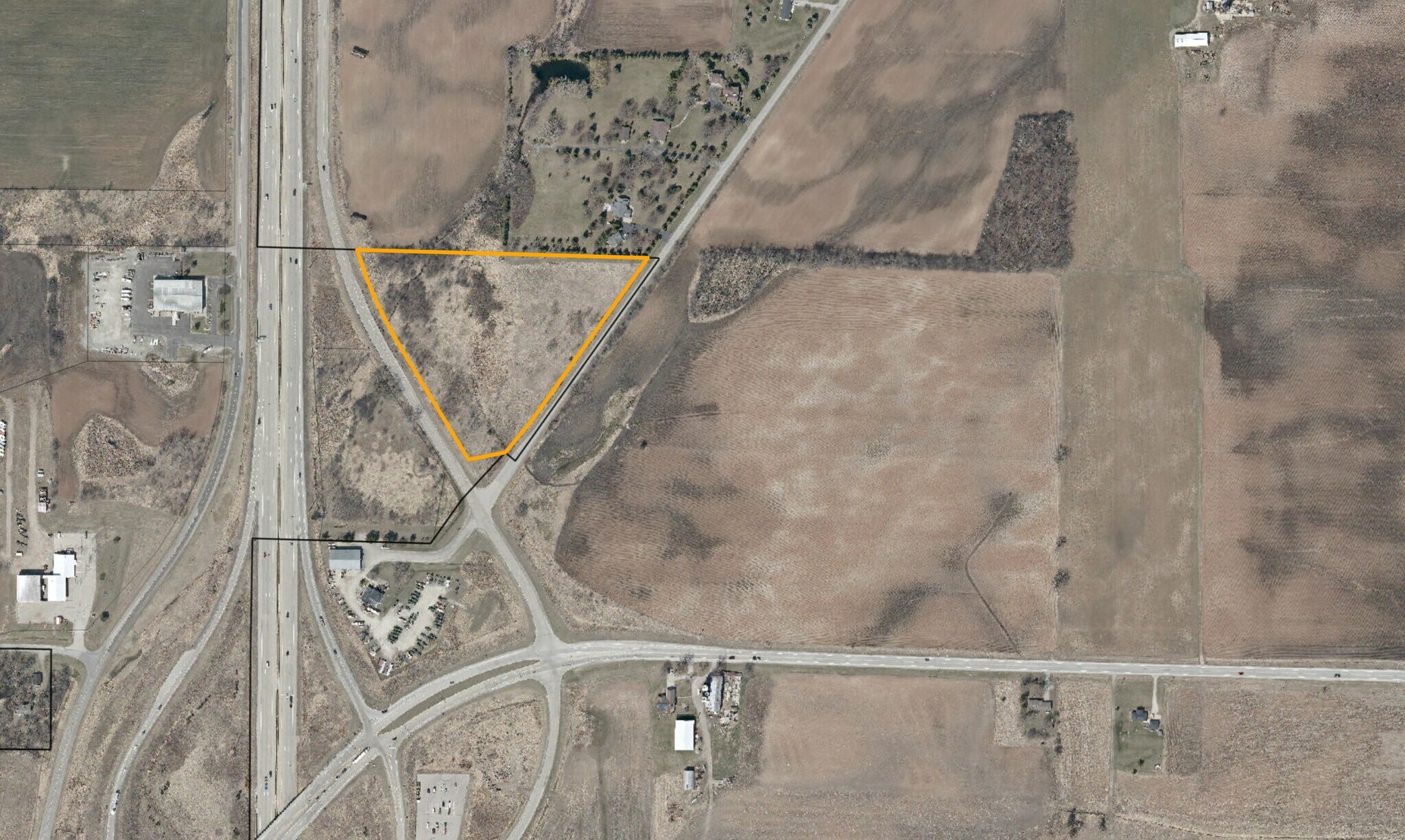 4400 Poberezny Rd, Oshkosh, WI for sale Primary Photo- Image 1 of 2