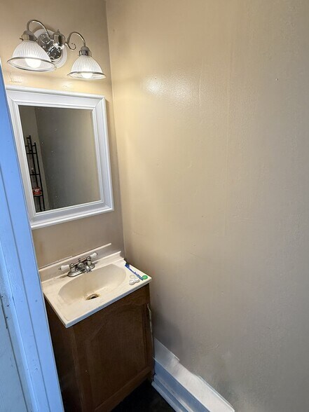 66 Pine St, Mount Holly, NJ à vendre - Photo du bâtiment - Image 3 de 22