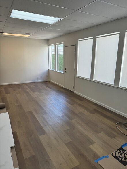 2175 The Alameda, San Jose, CA à louer - Photo du bâtiment - Image 3 de 6