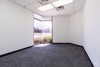 1911 Old Denton Rd, Carrollton, TX for lease Interior Photo- Image 2 of 5