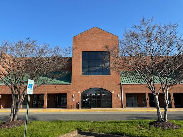 4800-5132 Southpoint Pky, Fredericksburg, VA à louer - Photo du bâtiment - Image 2 de 10