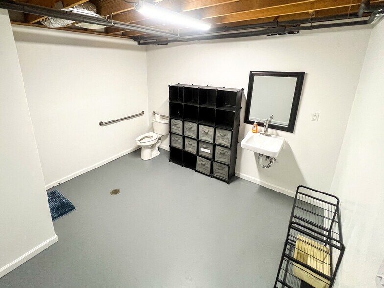 2308 Icenhour Ct, Lenoir, NC à louer - Photo du bâtiment - Image 2 de 15