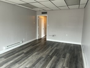 536 Lincoln St, Worcester, MA for lease Interior Photo- Image 2 of 2