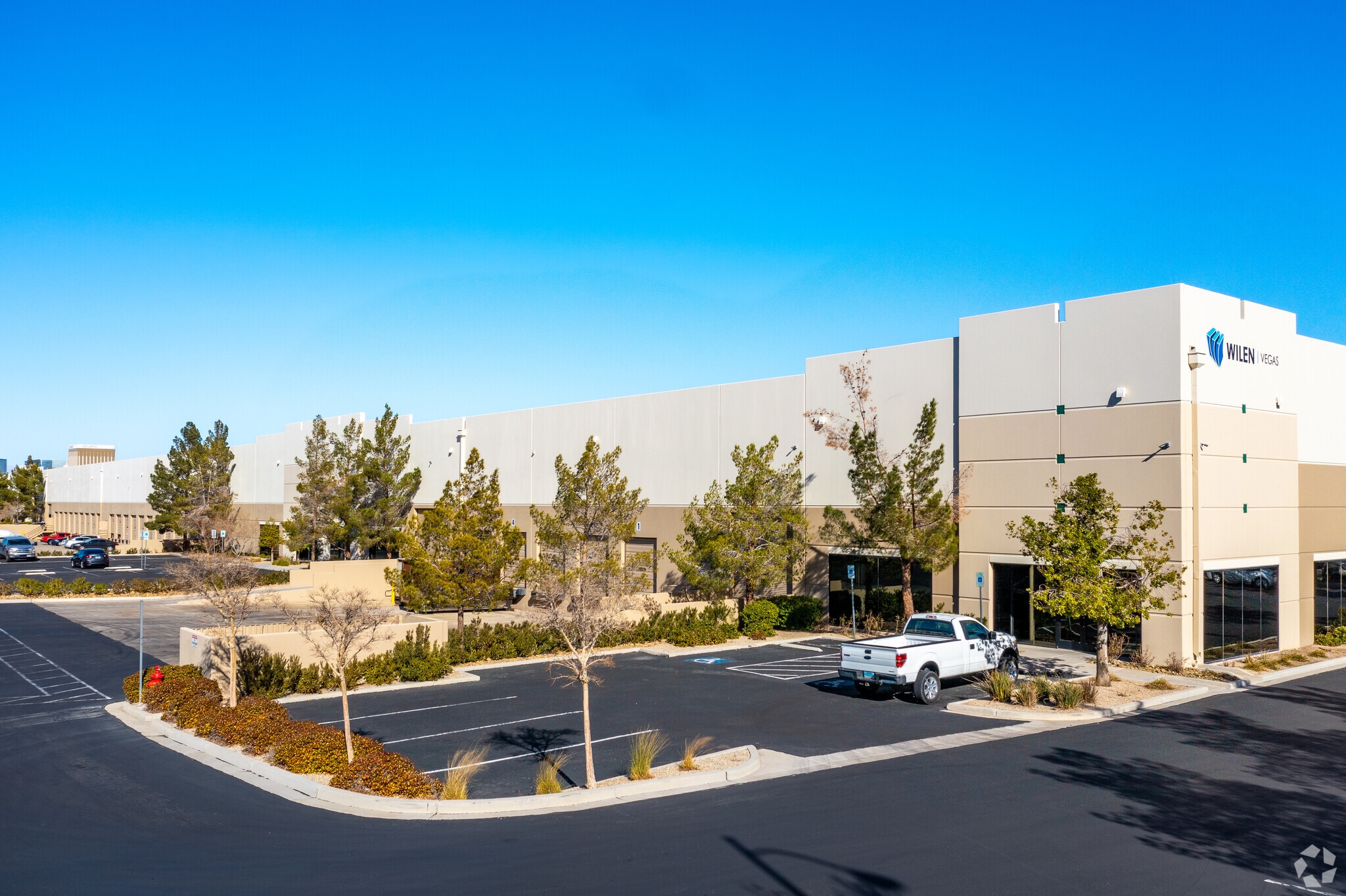 3325 W Sunset Rd, Las Vegas, NV for lease Primary Photo- Image 1 of 5