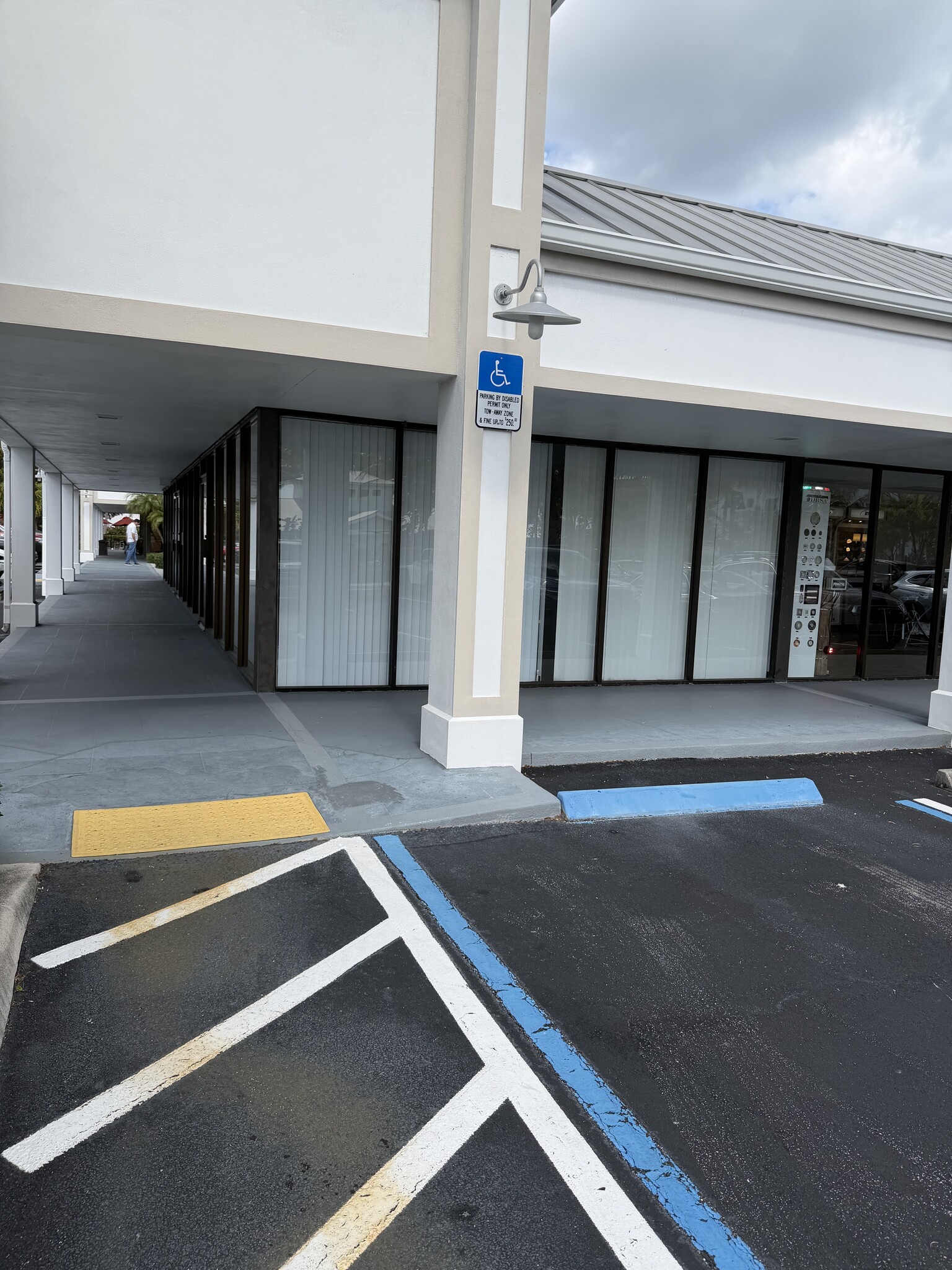 420 Federal Hwy, North Palm Beach, FL à louer Photo du bâtiment- Image 1 de 4