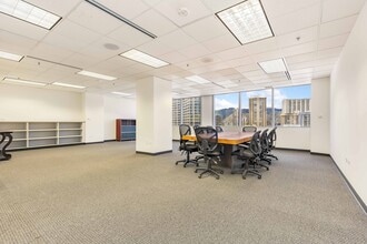 2155 Kalakaua Ave, Honolulu, HI for lease Interior Photo- Image 1 of 1