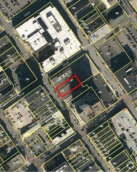 810 Main St, Lynchburg, VA à louer - Aérien - Image 2 de 2