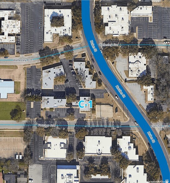 3600 Hulen St, Fort Worth, TX à louer - Photo du bâtiment - Image 1 de 5