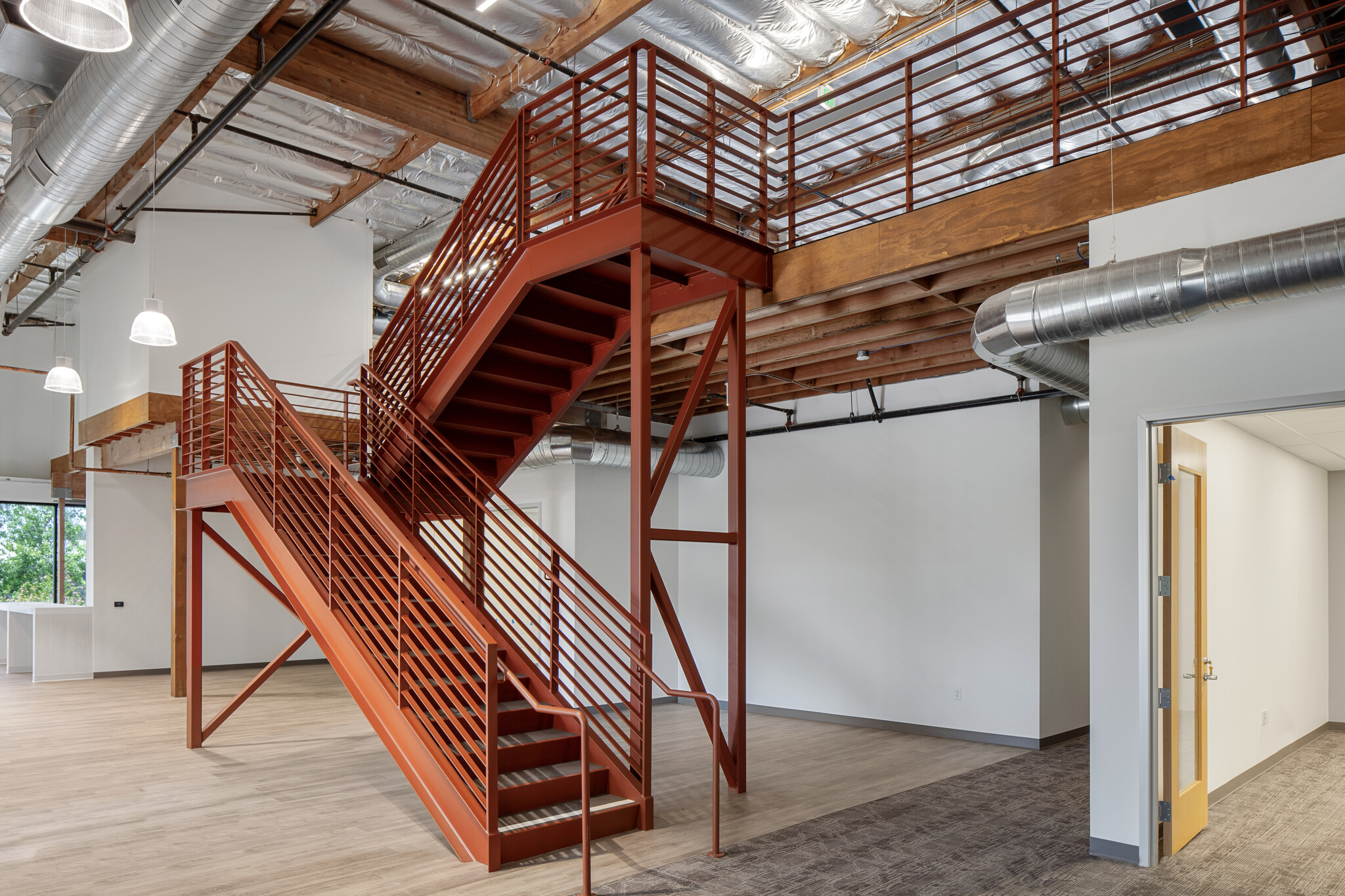 2641 La Mirada Dr, Vista, CA for lease Interior Photo- Image 1 of 11