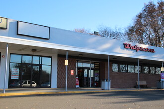 1697-1699 Whitney Ave, Hamden, CT for lease Interior Photo- Image 2 of 2