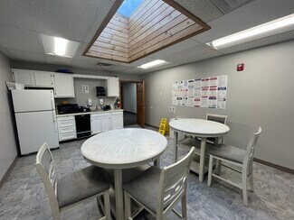 Plus de détails pour 2338 Congress St, Portland, ME - Bureau à louer