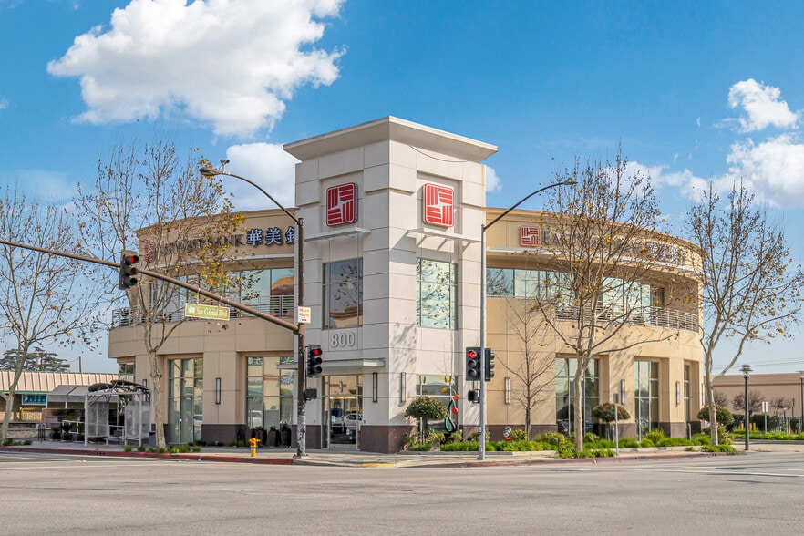 800 E Valley Blvd, San Gabriel, CA à vendre - Photo du bâtiment - Image 2 de 37