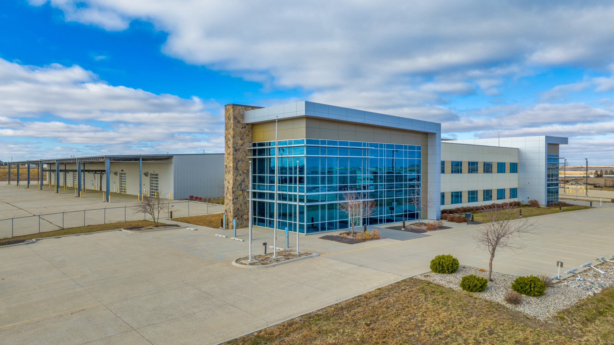 805 48th Ave W, Williston, ND for lease Building Photo- Image 1 of 22