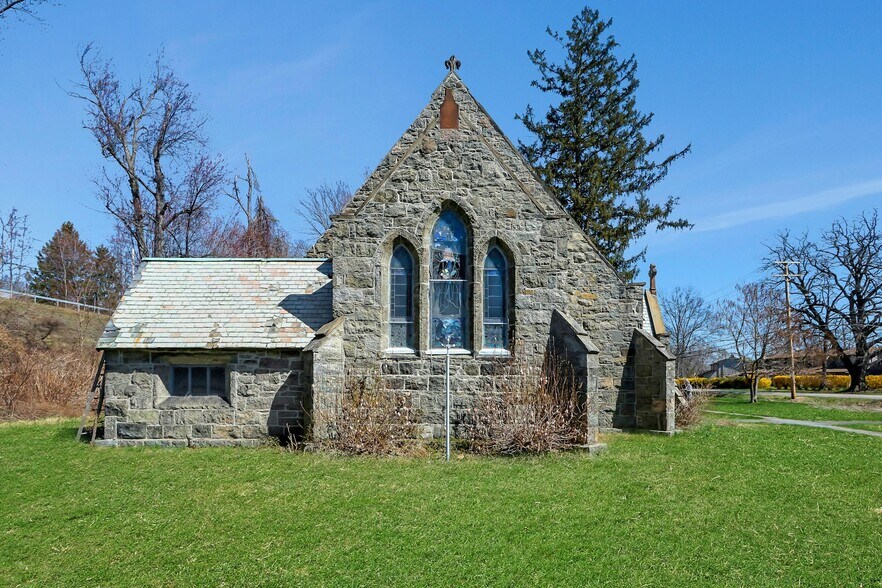 37 Old Route 9W, New Windsor Township, NY à vendre - Photo du bâtiment - Image 2 de 30