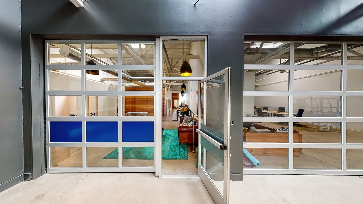 3615-3623 Eastham Dr, Culver City, CA for lease Building Photo- Image 1 of 4