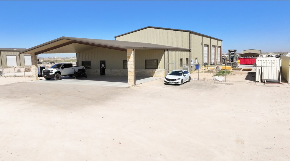 1403 E County Road 120, Midland, TX for lease - Building Photo - Image 1 of 36