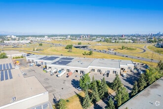 7004 5th St SE, Calgary, AB - Aerial  map view