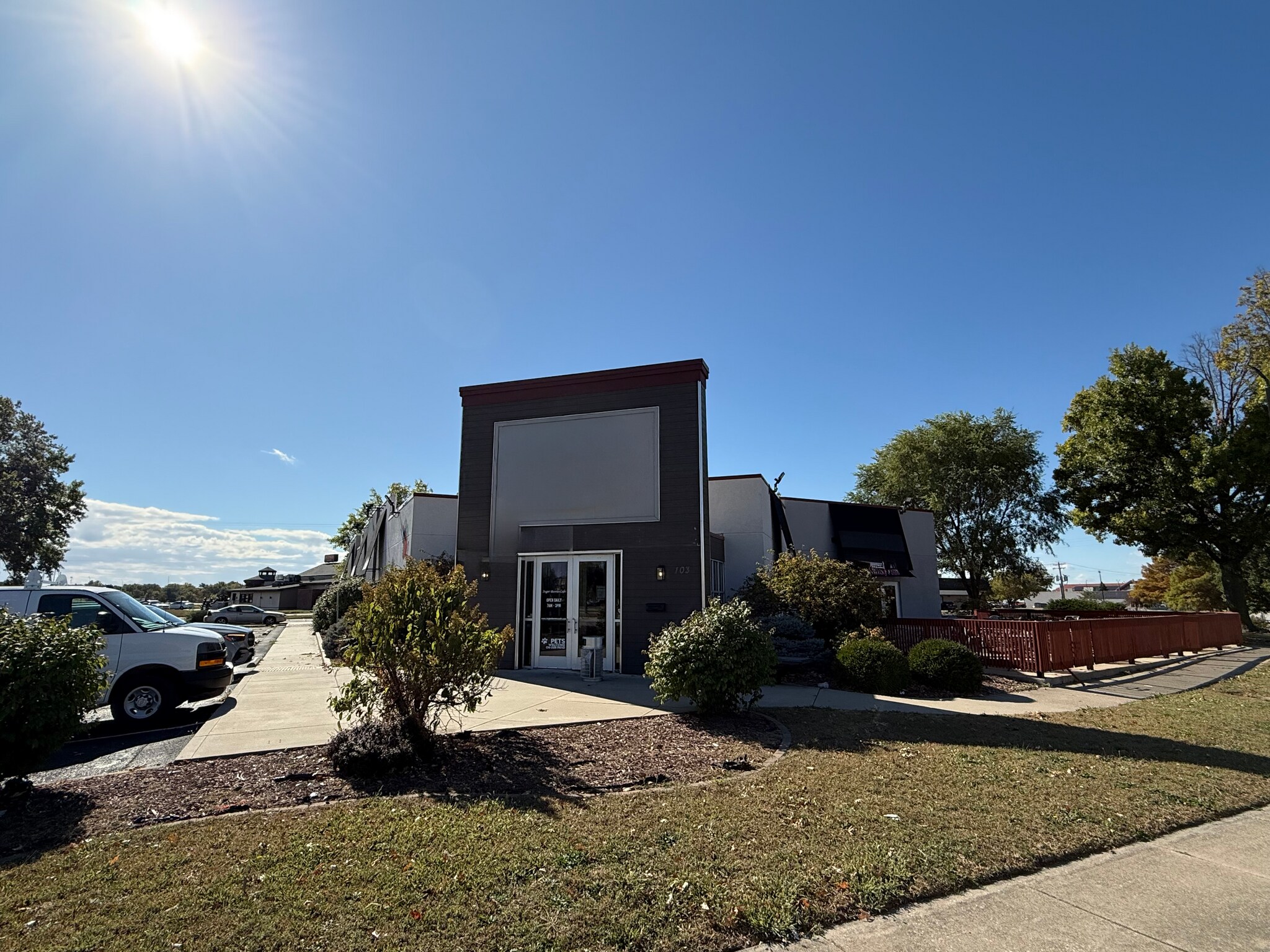 103 W Marketview Dr, Champaign, IL for lease Building Photo- Image 1 of 6