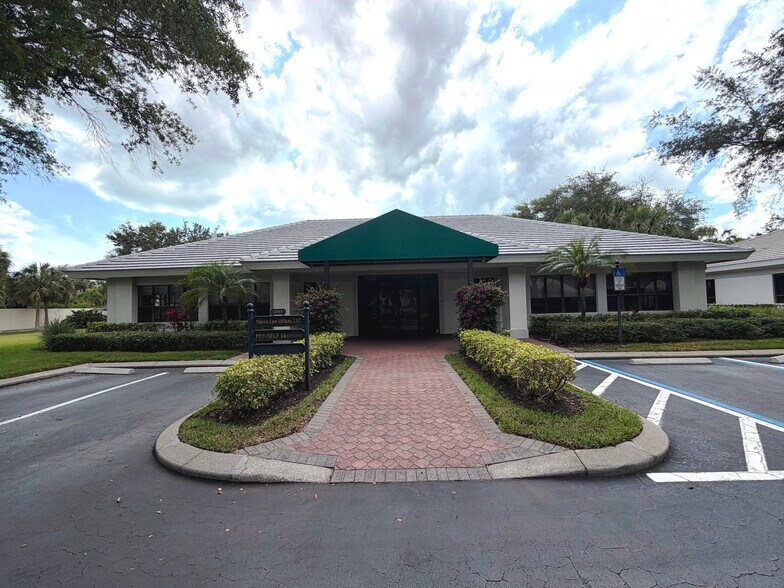 3541 Bonita Bay Blvd, Bonita Springs, FL à louer - Photo du bâtiment - Image 2 de 14