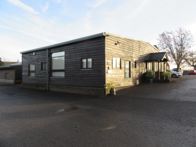 Units 1a & 1b Danworth Farm, Cuckfield Rd, Hurstpierpoint for lease Building Photo- Image 1 of 4
